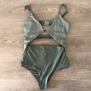 tavik penelope one piece